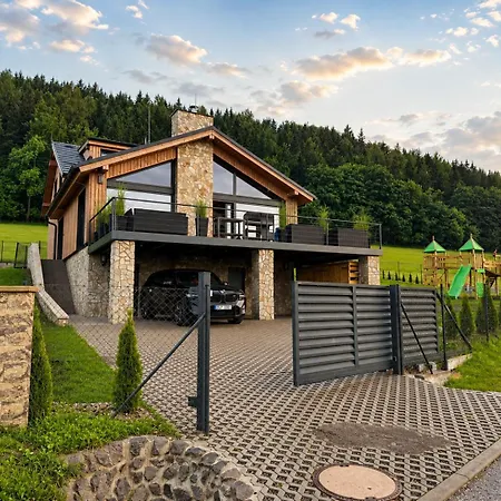 Leo - Luxury Wellness In The Krkonose Mountains *